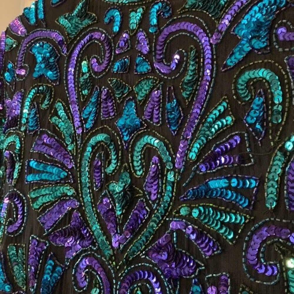 100% silk vintage Laurence Kazar sequins party top!  Size Petite Small - Picture 9 of 10